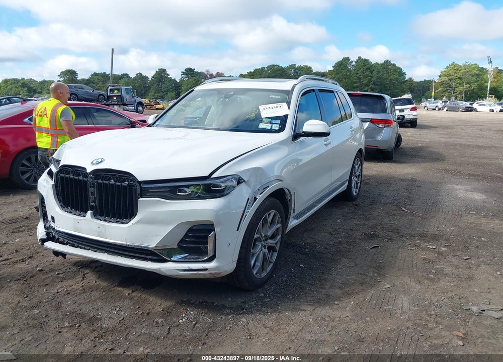 2022 BMW X7 VIN: 5UXCW2C00N9L75651