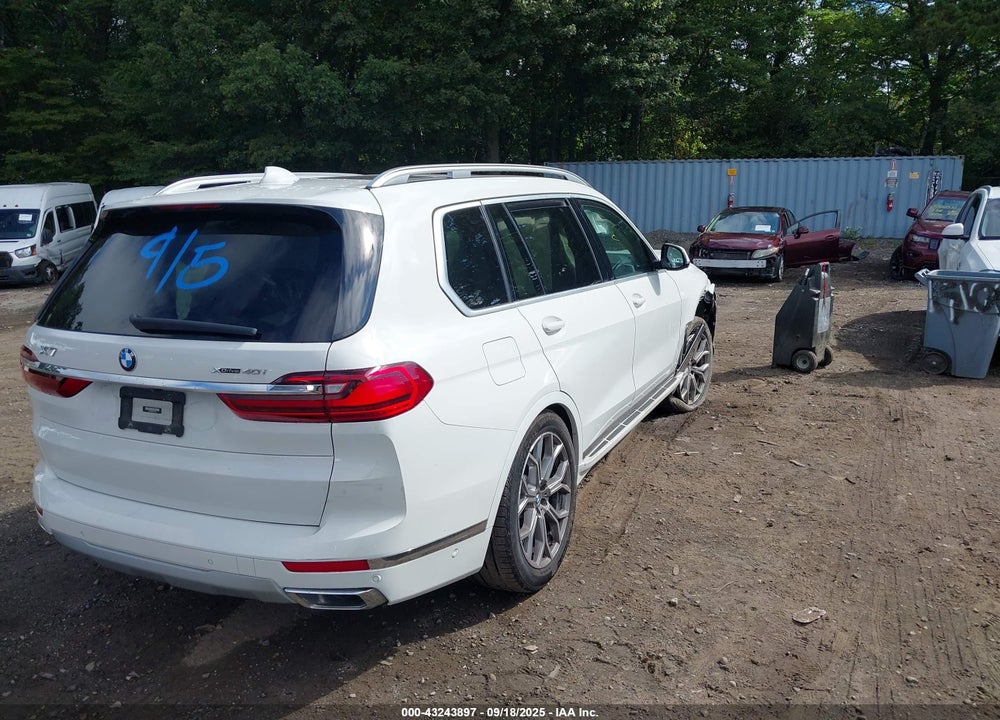 2022 BMW X7 VIN: 5UXCW2C00N9L75651