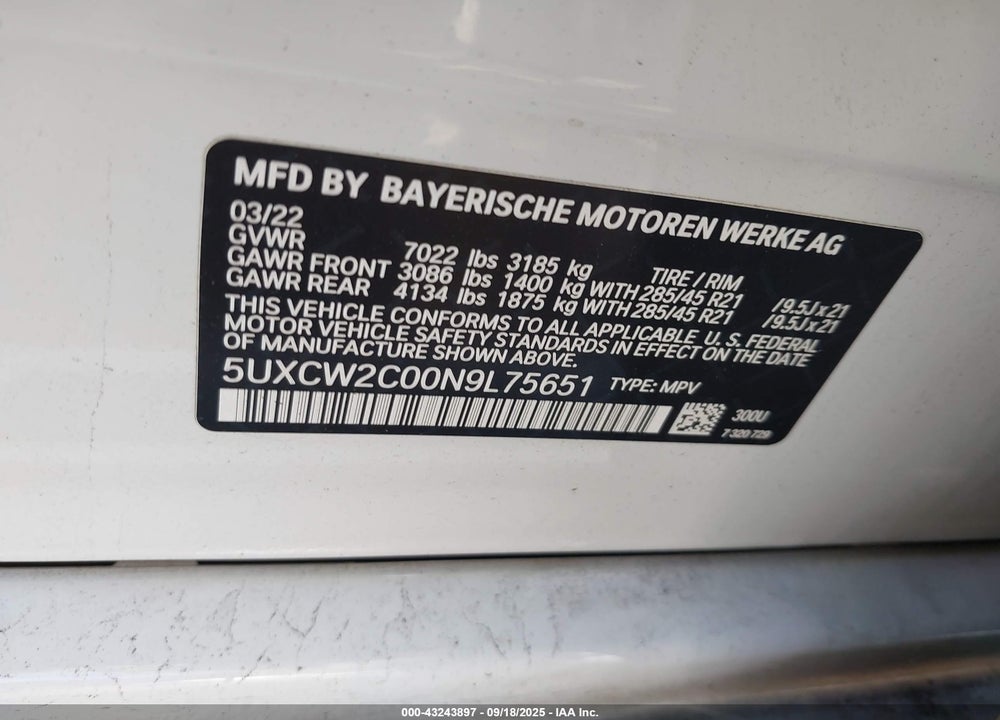 2022 BMW X7 VIN: 5UXCW2C00N9L75651