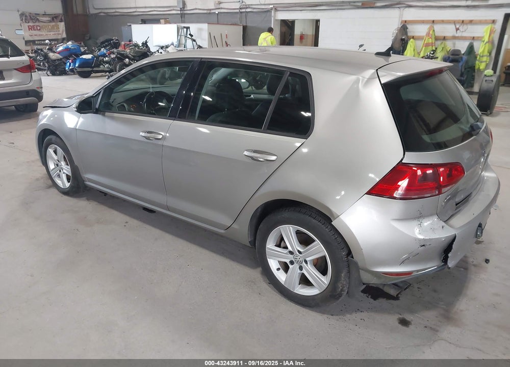 2017 VOLKSWAGEN GOLF VIN: 3VW117AU7HM031960