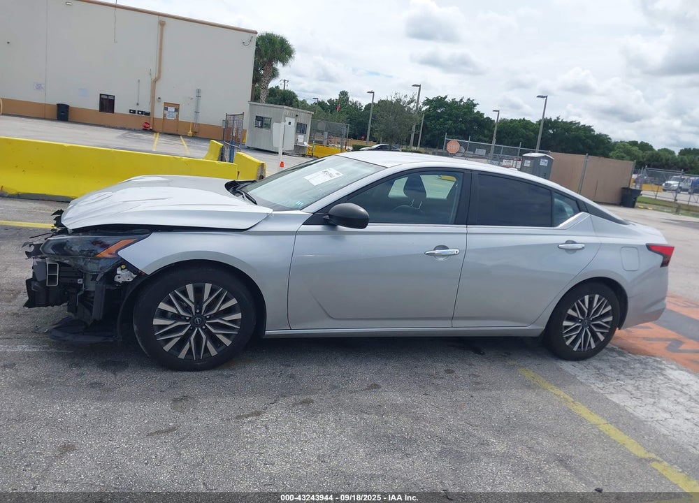 2024 NISSAN ALTIMA VIN: 1N4BL4DV0RN304156