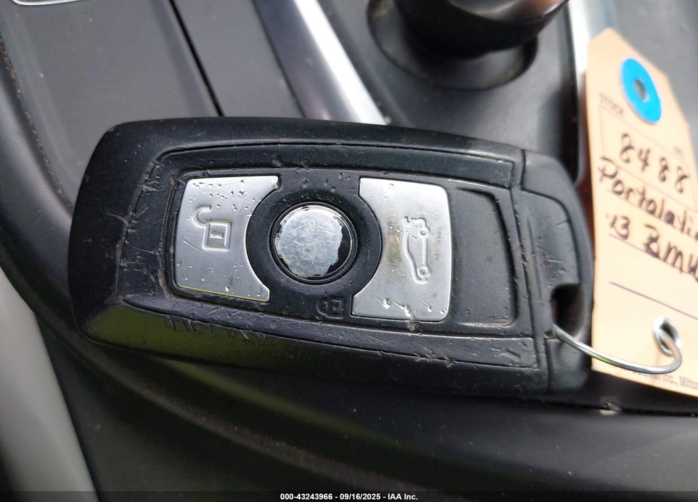 2013 BMW 3 SERIES VIN: WBA3B5C5XDF138902