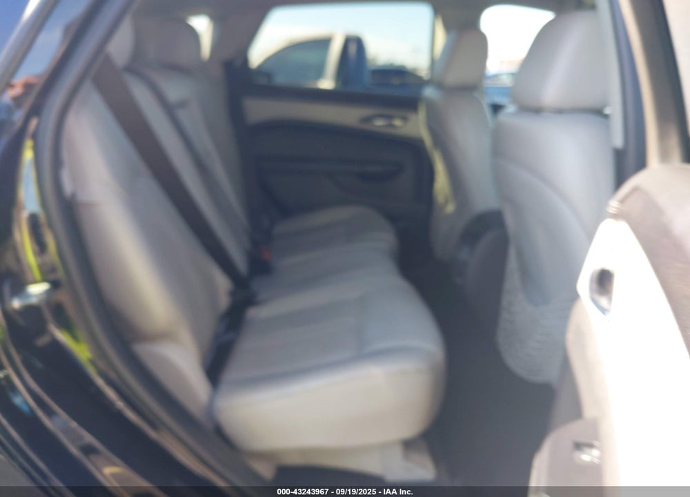 2016 CADILLAC SRX VIN: 3GYFNBE37GS533681