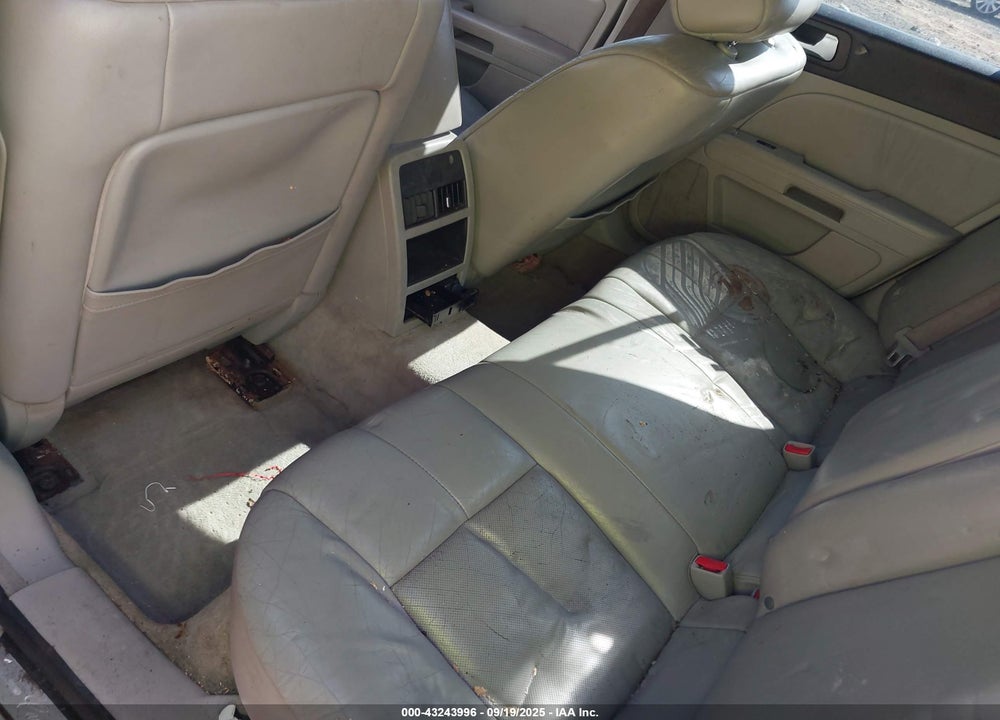 2005 CADILLAC STS V6 VIN: 1G6DW677350124098