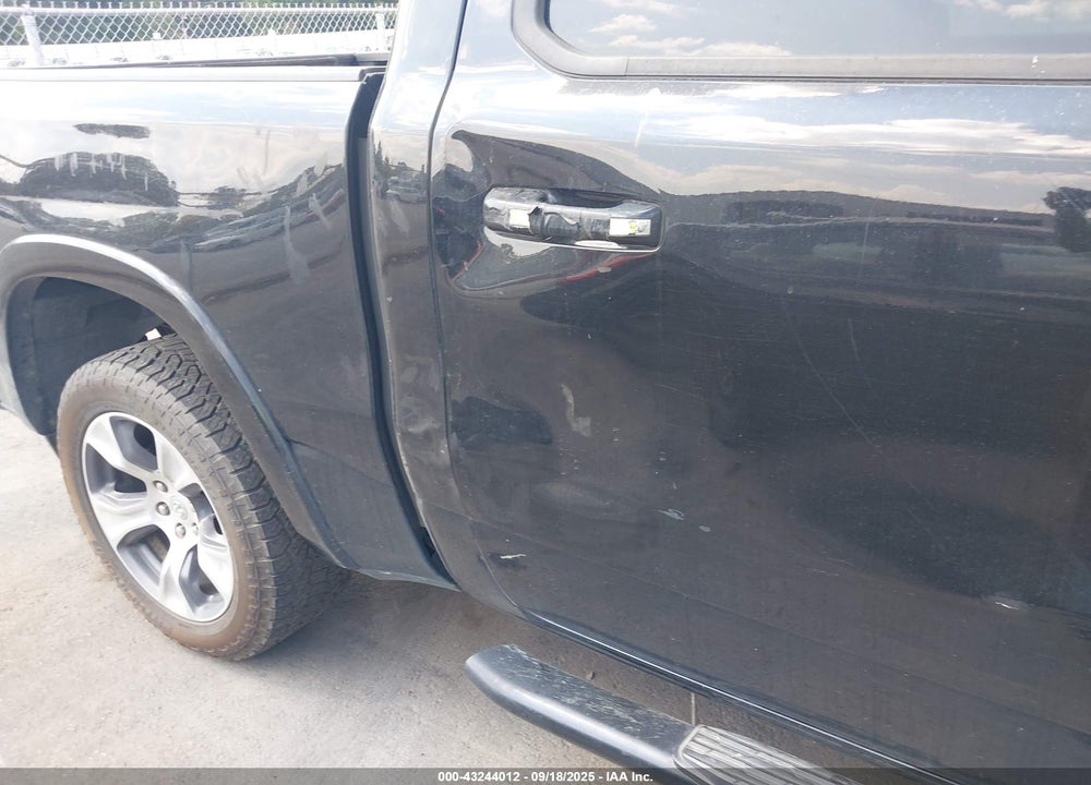 2020 RAM 1500 VIN: 1C6SRFJT5LN297520