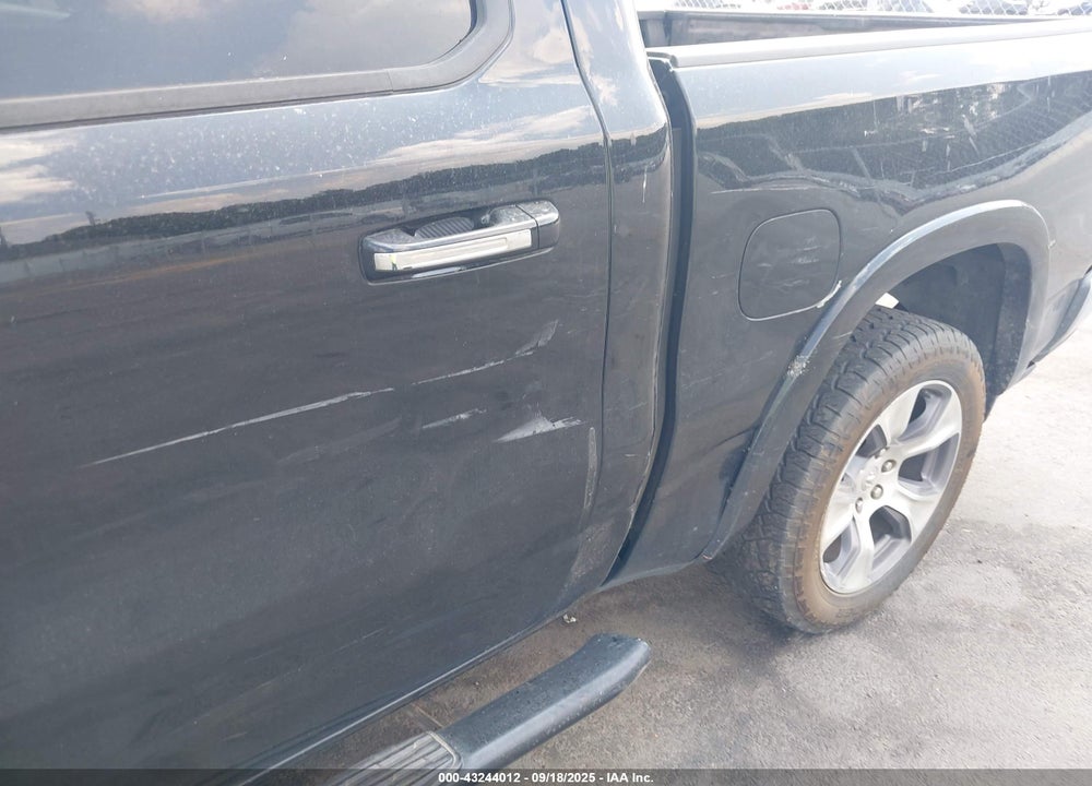 2020 RAM 1500 VIN: 1C6SRFJT5LN297520