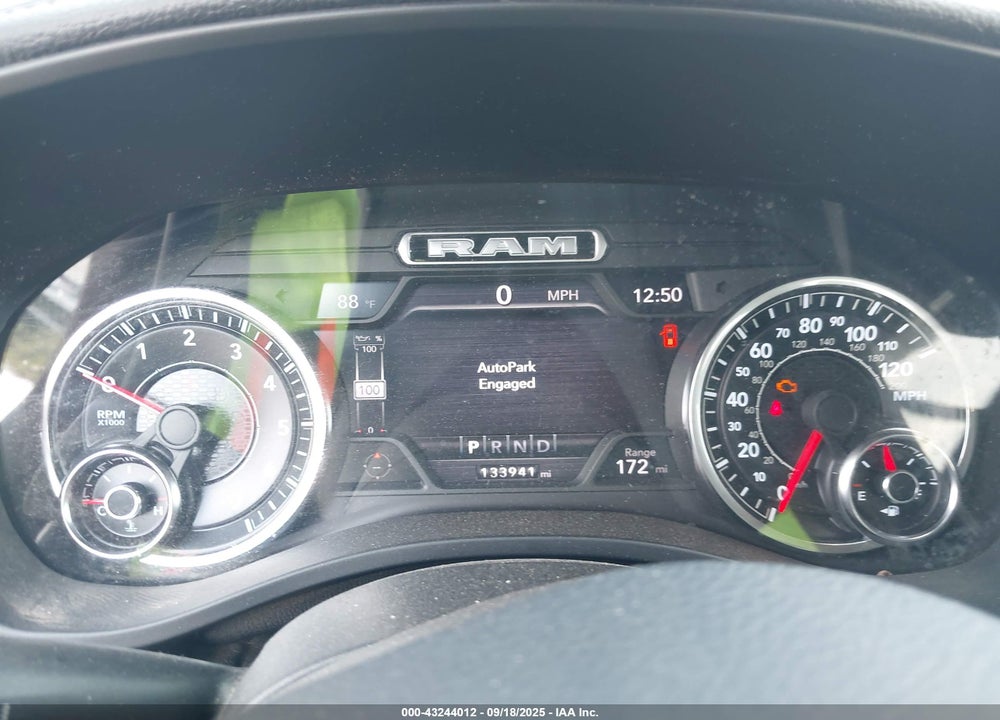 2020 RAM 1500 VIN: 1C6SRFJT5LN297520