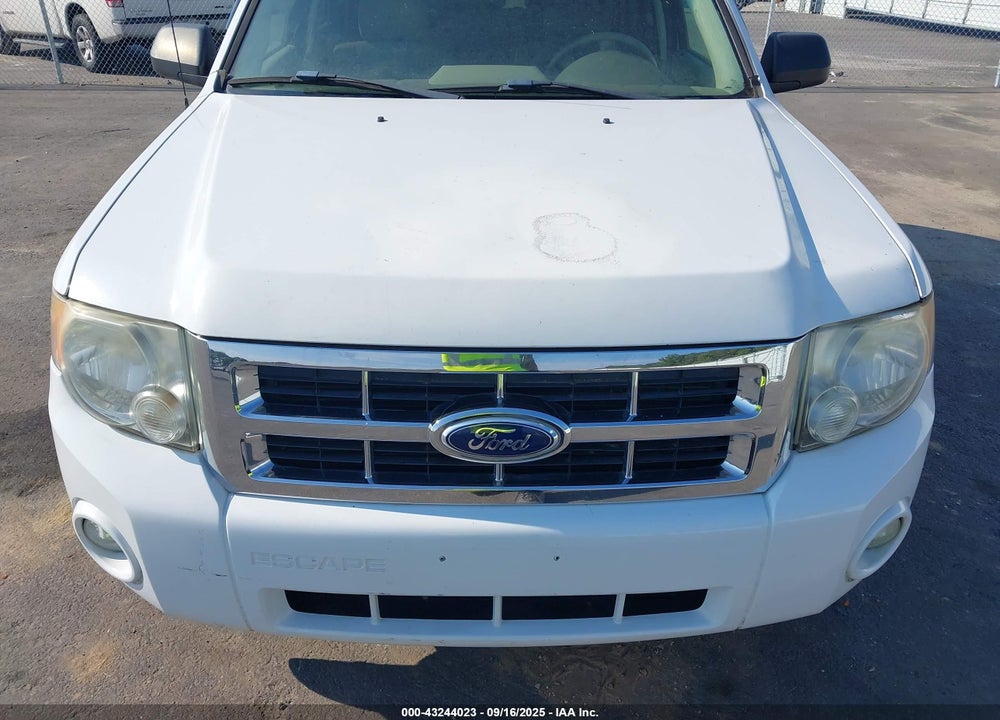 2011 FORD ESCAPE VIN: 1FMCU9D76BKB26492