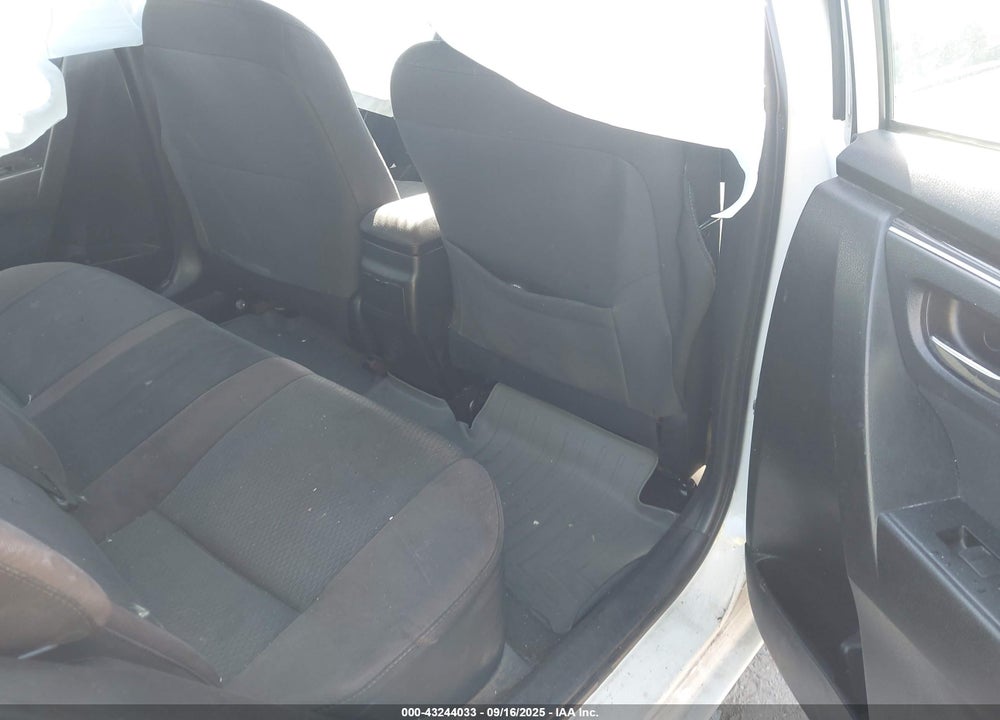 2017 TOYOTA COROLLA VIN: 5YFBURHEXHP656306