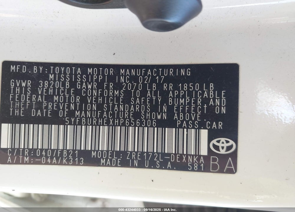 2017 TOYOTA COROLLA VIN: 5YFBURHEXHP656306