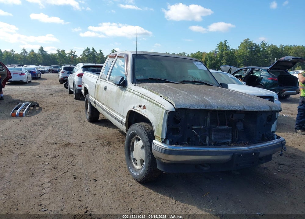 1998 CHEVROLET K1500 FLEETSIDE VIN: 2GCEK19R5W1175624