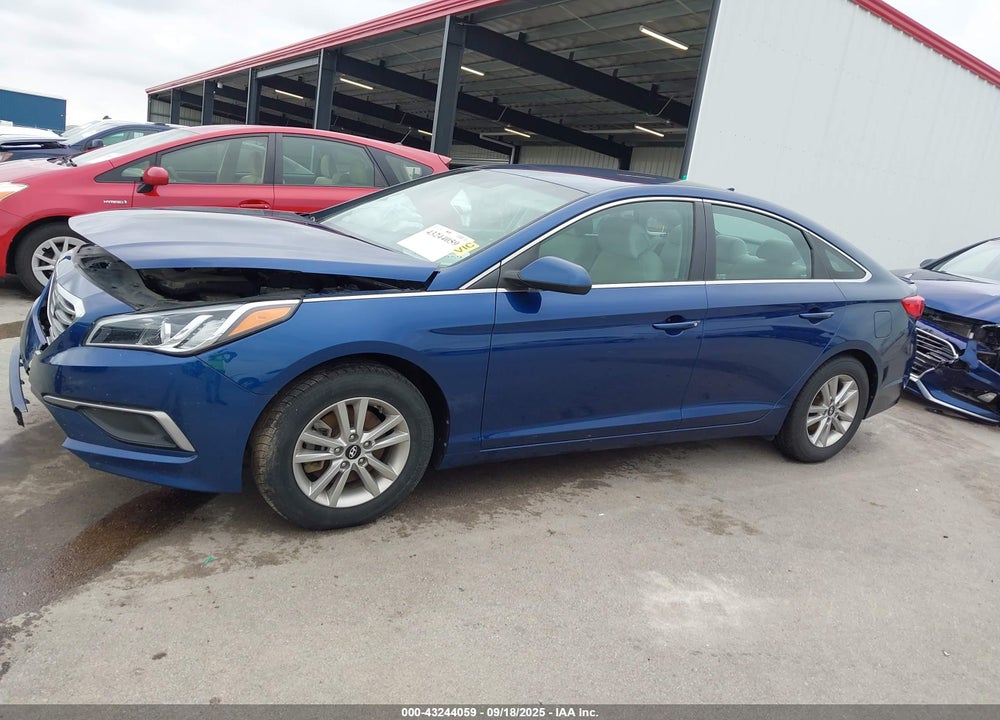 2016 HYUNDAI SONATA SE VIN: 5NPE24AF7GH352144