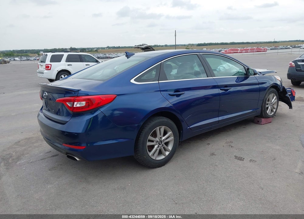 2016 HYUNDAI SONATA SE VIN: 5NPE24AF7GH352144