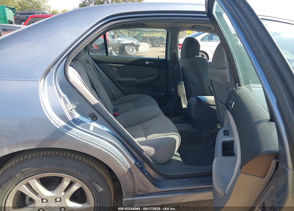 2007 HONDA ACCORD 2.4 EX VIN: 1HGCM56787A143495