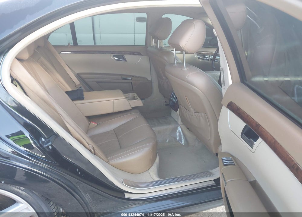 2007 MERCEDES-BENZ S CLASS VIN: WDDNG71XX7A053532