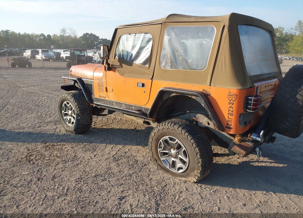 1993 JEEP WRANGLER / YJ SAHARA VIN: 1J4FY49S2PP262662