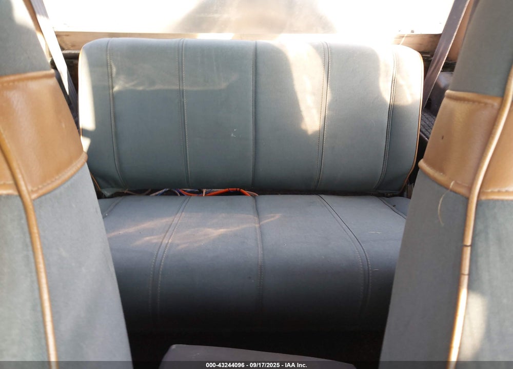 1993 JEEP WRANGLER / YJ SAHARA VIN: 1J4FY49S2PP262662