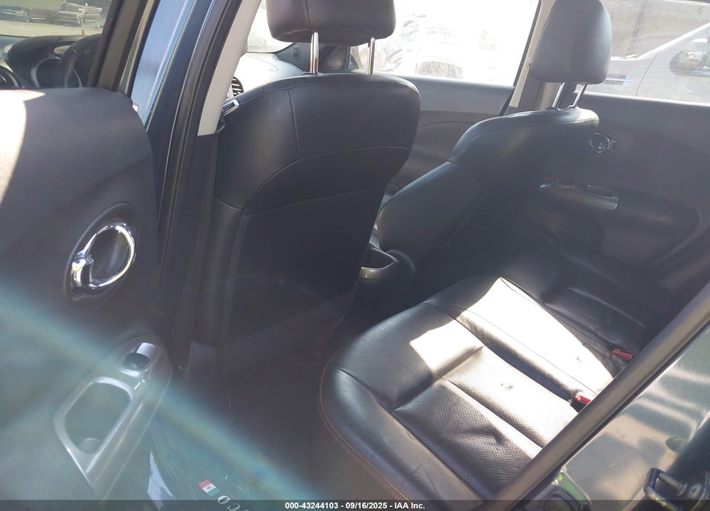 2012 NISSAN JUKE VIN: JN8AF5MV5CT121152