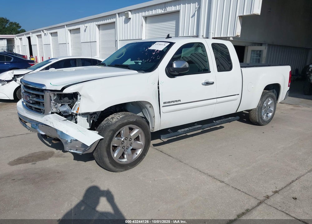 2013 GMC SIERRA 1500 SLE VIN: 1GTR1VE07DZ106845