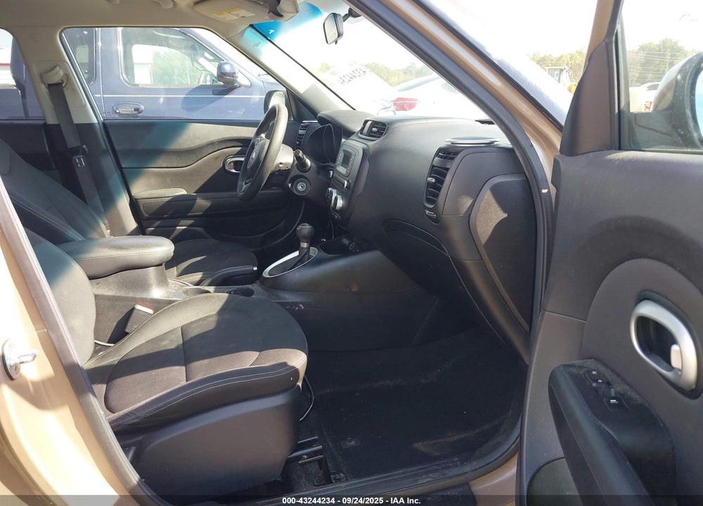 2014 KIA SOUL VIN: KNDJN2A22E7068431