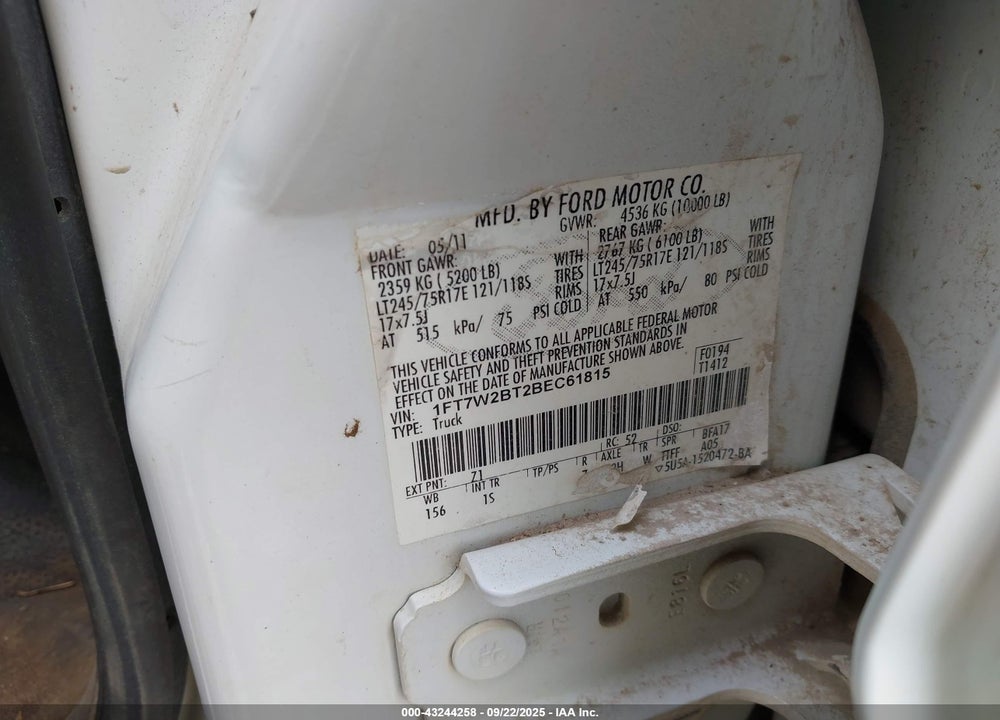 2011 FORD F-250 XL VIN: 1FT7W2BT2BEC61815
