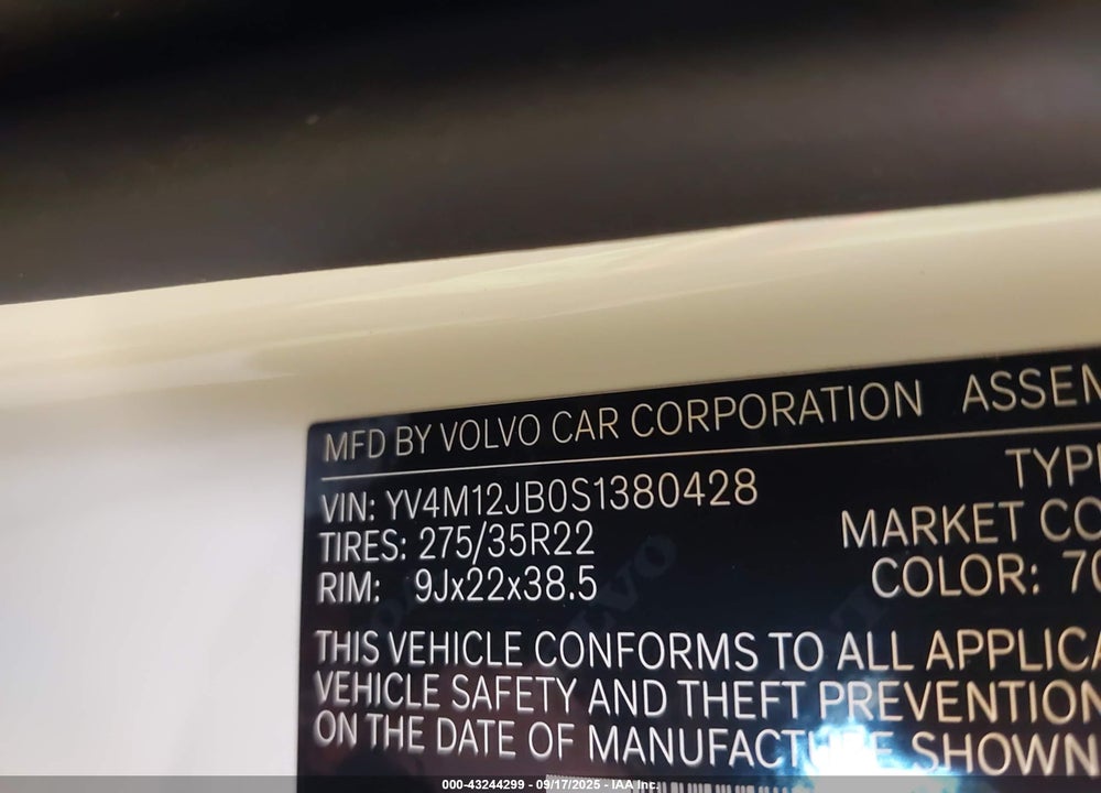 2025 VOLVO XC90 B5 PLUS 6-SEATER VIN: YV4M12JB0S1380428