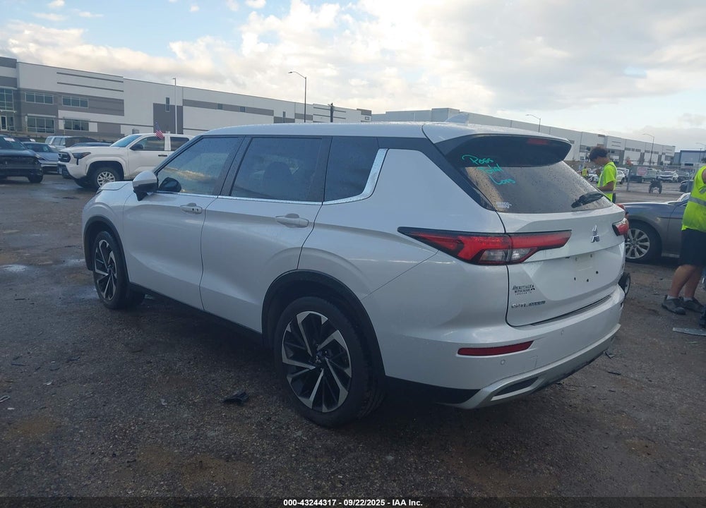 2024 MITSUBISHI OUTLANDER VIN: JA4J3VA81RZ009113