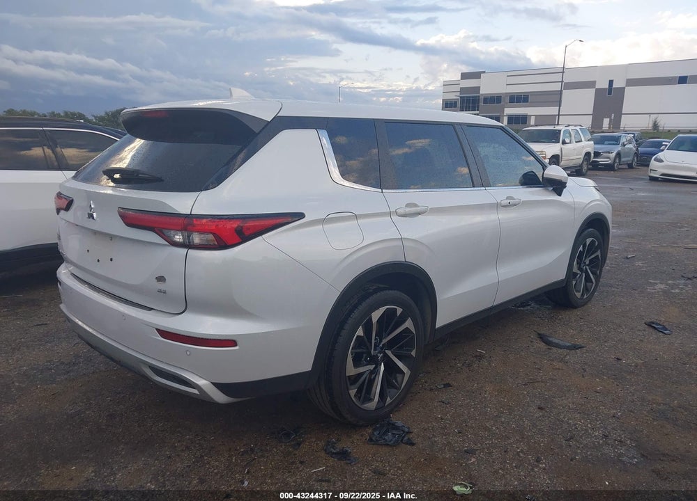 2024 MITSUBISHI OUTLANDER VIN: JA4J3VA81RZ009113