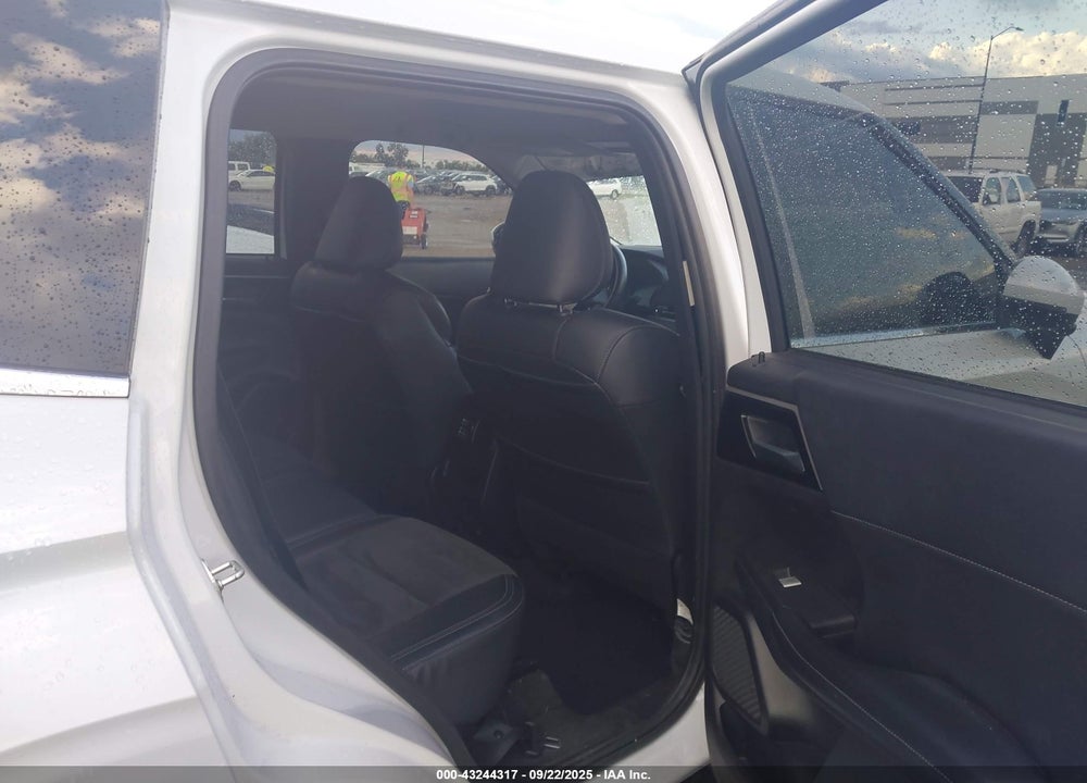 2024 MITSUBISHI OUTLANDER VIN: JA4J3VA81RZ009113