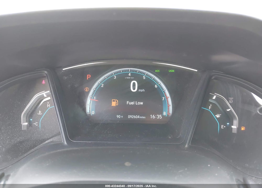 2018 HONDA CIVIC VIN: 19XFC2F6XJE015915