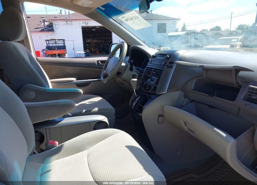 2010 TOYOTA SIENNA LE VIN: 5TDKK4CC7AS325081