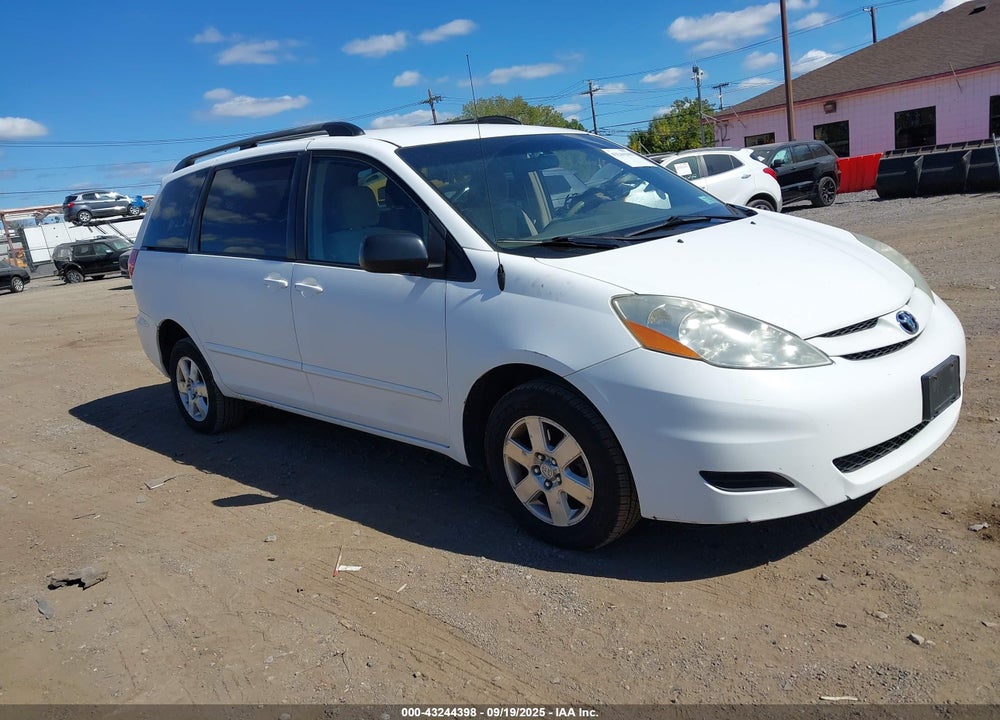2010 TOYOTA SIENNA LE VIN: 5TDKK4CC7AS325081
