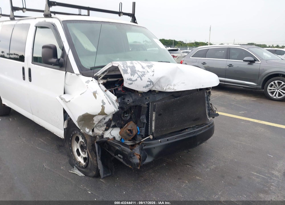 2007 CHEVROLET EXPRESS WORK VAN VIN: 1GCFG15T171185291
