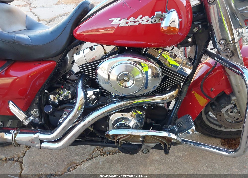 2004 HARLEY-DAVIDSON FLHRS ROAD KING VIN: 1HD1FXV124Y738028