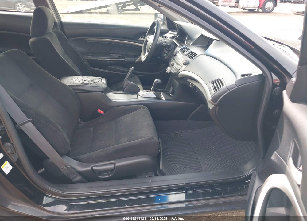 2010 HONDA ACCORD VIN: 1HGCS1B71AA003283