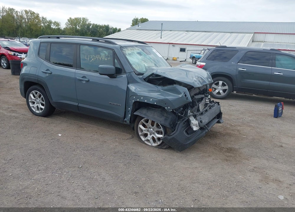 2018 JEEP RENEGADE LATITUDE 4X4 VIN: ZACCJBBB2JPJ17348