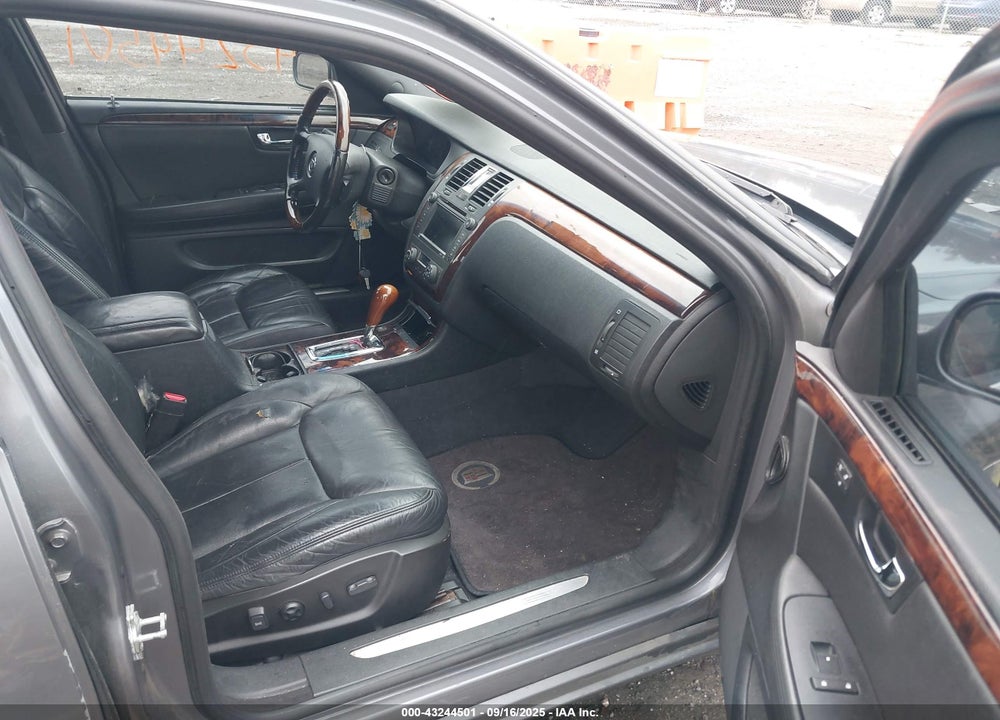 2007 CADILLAC DTS PERFORMANCE VIN: 1G6KD57937U220852