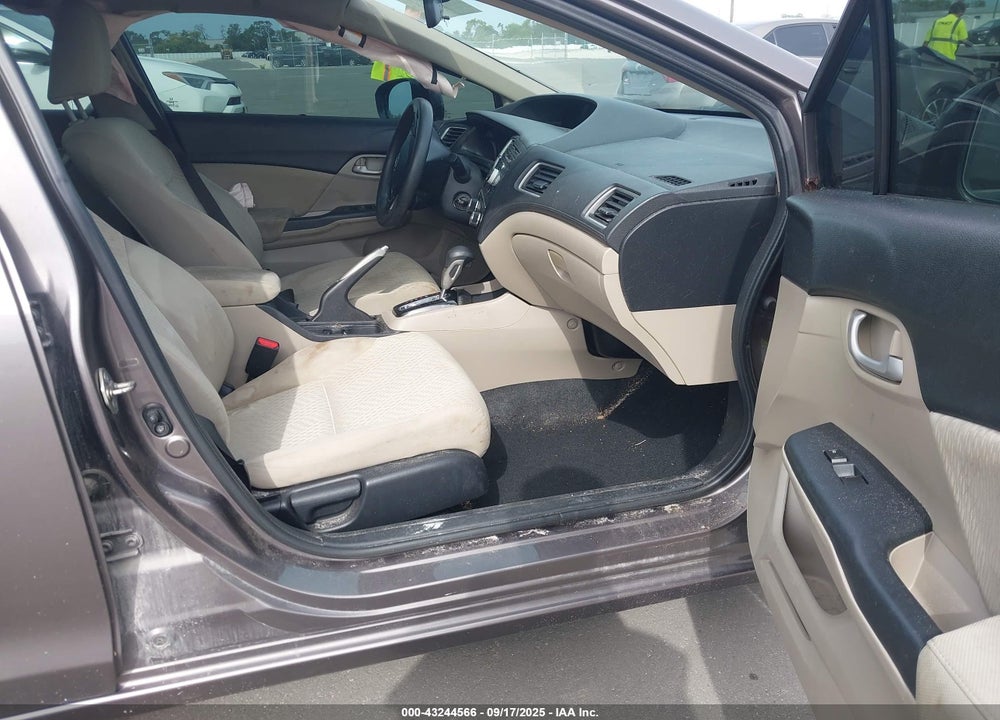 2014 HONDA CIVIC LX VIN: 19XFB2F52EE018257