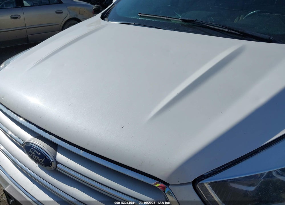 2018 FORD ESCAPE VIN: 1FMCU9J98JUC07941