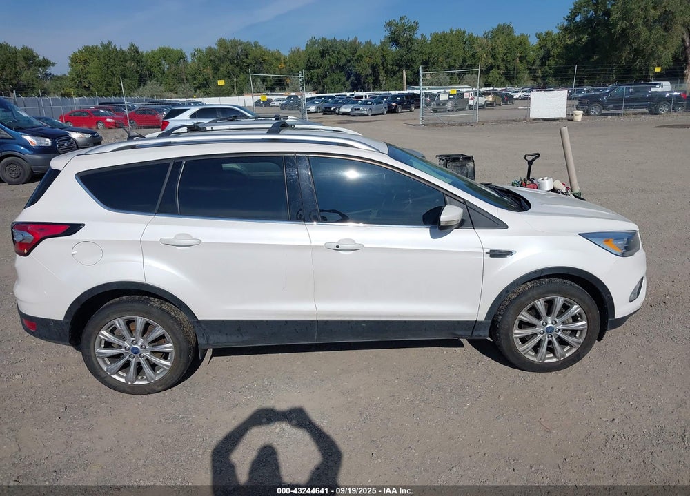 2018 FORD ESCAPE VIN: 1FMCU9J98JUC07941