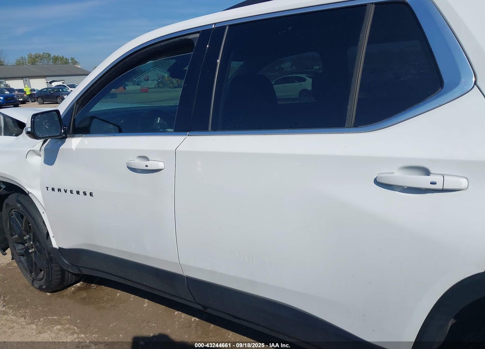 2019 CHEVROLET TRAVERSE 1LT VIN: 1GNERGKW8KJ155406