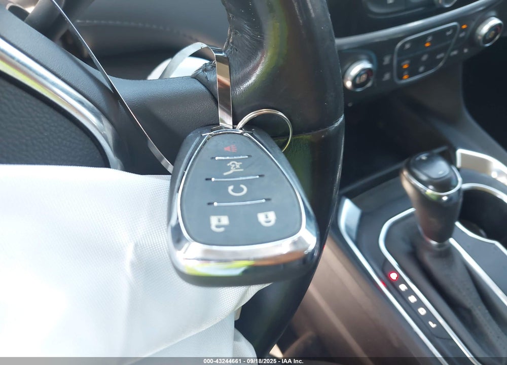 2019 CHEVROLET TRAVERSE 1LT VIN: 1GNERGKW8KJ155406