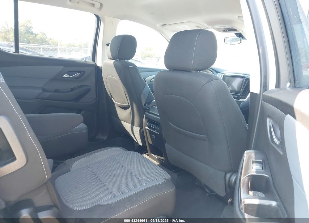 2019 CHEVROLET TRAVERSE 1LT VIN: 1GNERGKW8KJ155406