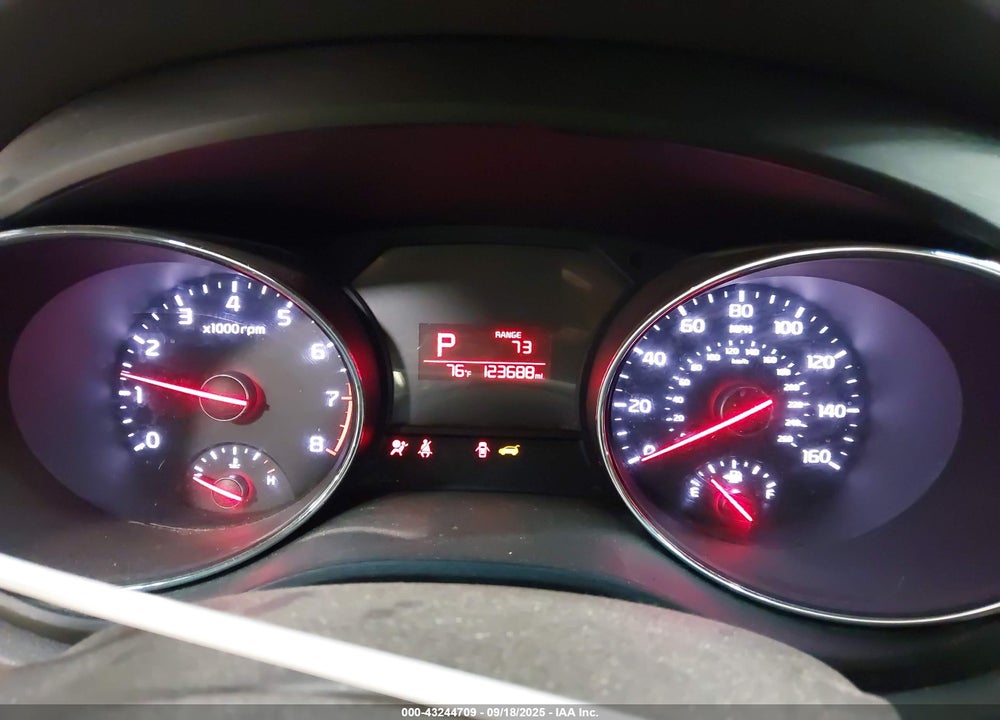 2016 KIA SEDONA LX VIN: KNDMB5C13G6171345