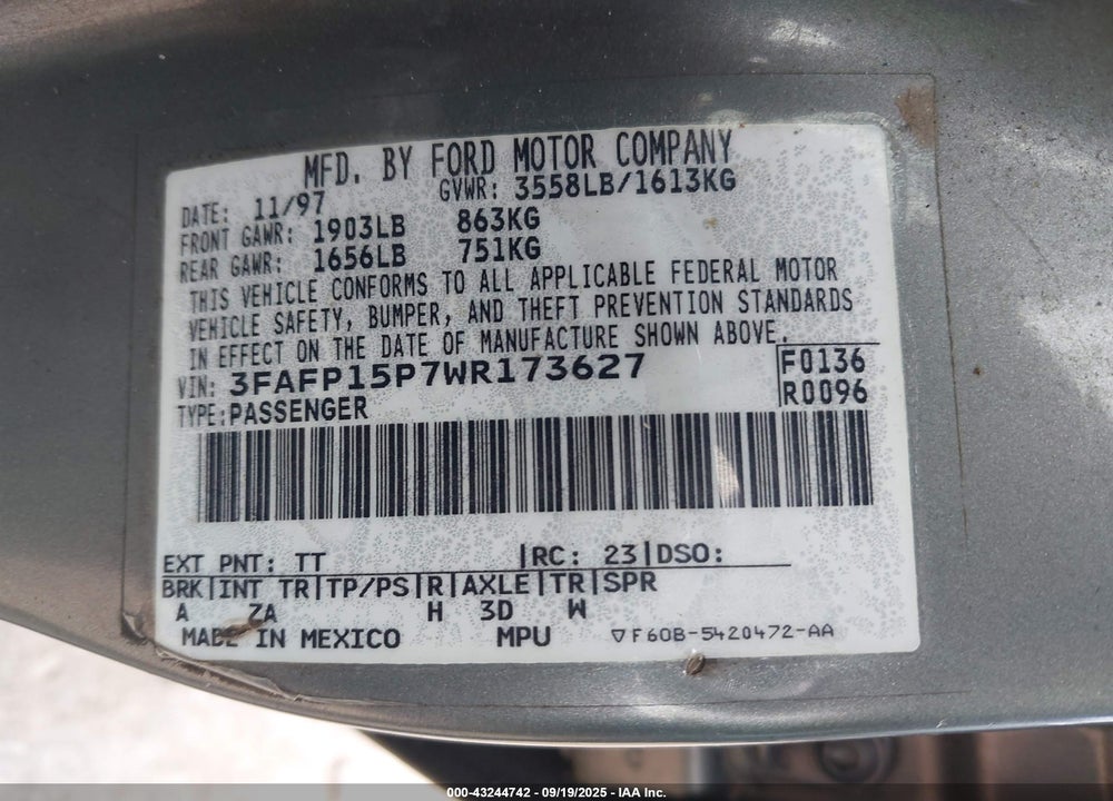 1998 FORD ESCORT SE VIN: 3FAFP15P7WR173627