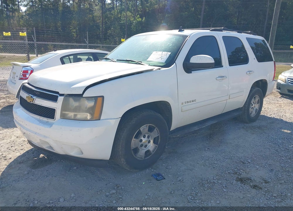 2007 CHEVROLET TAHOE VIN: 1GNFC13077R257561