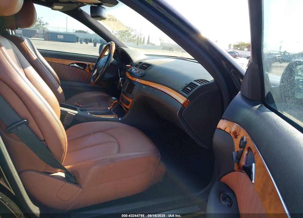2007 MERCEDES-BENZ E-CLASS VIN: WDBUF56X37B156760
