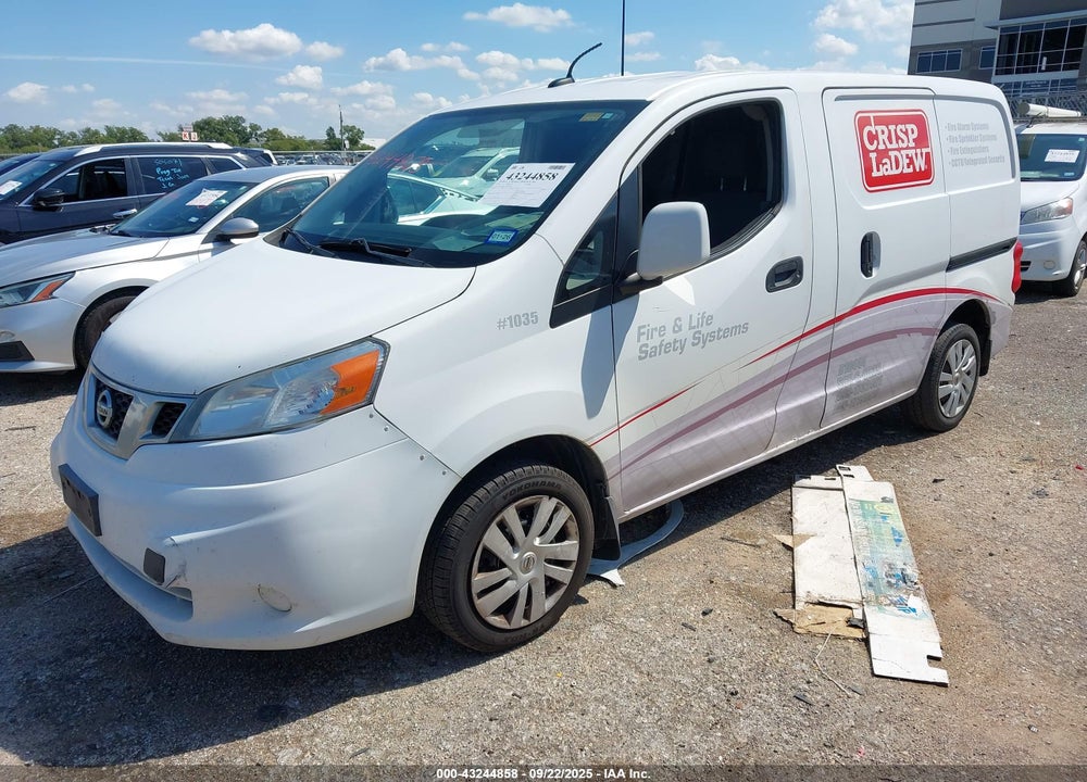 2015 NISSAN NV200 SV VIN: 3N6CM0KN1FK696196