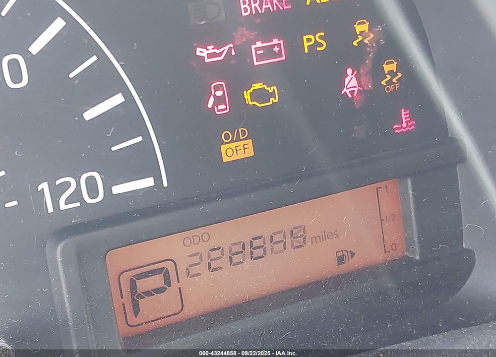 2015 NISSAN NV200 SV VIN: 3N6CM0KN1FK696196