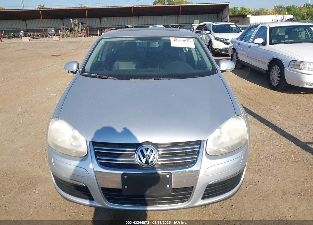 2009 VOLKSWAGEN JETTA VIN: 3VWRM71K99M180008